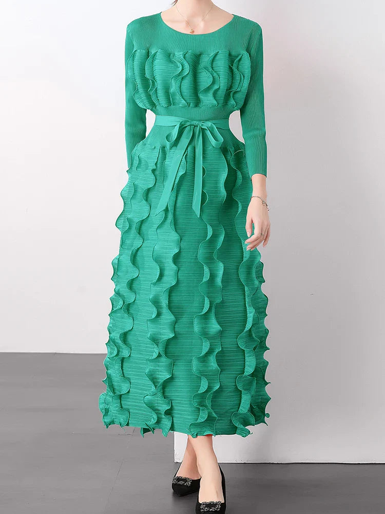 Chic Plissé Pleated Midi Dress