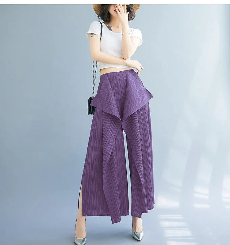 Wide Leg Plissé Pull On Trouser