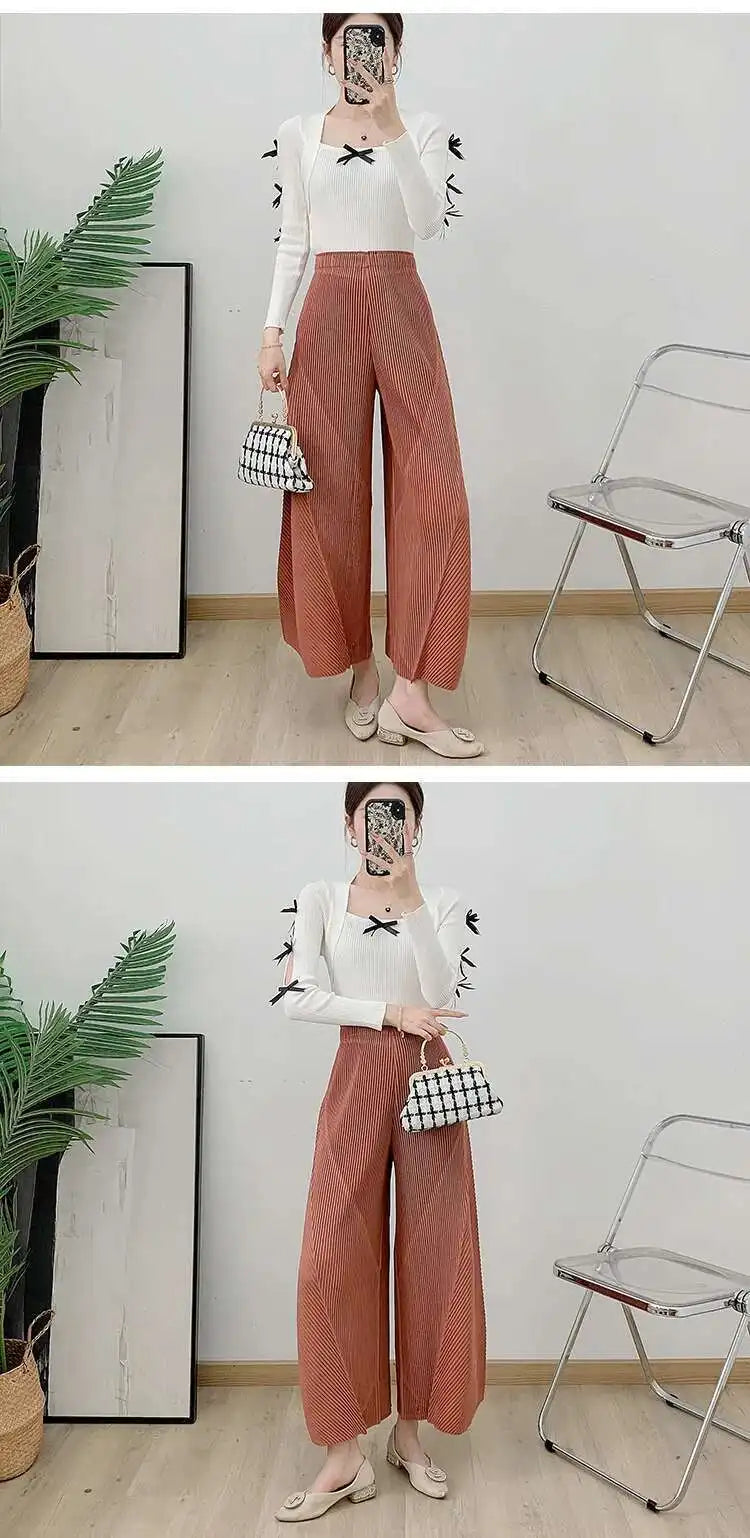 Plissé Pleated Wide-Leg Trousers