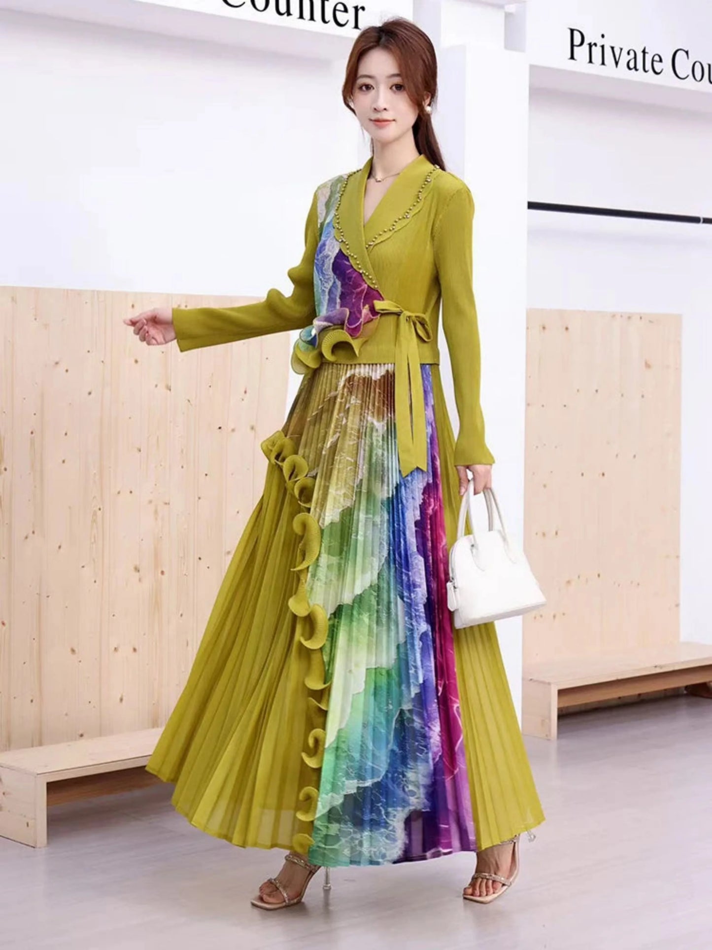 Luxury Ombre Pleated Midi Dress