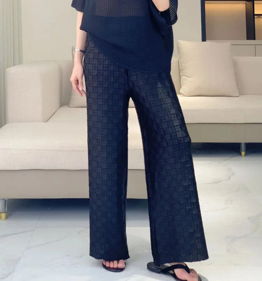 Wide-Leg Textured Plissé Pants