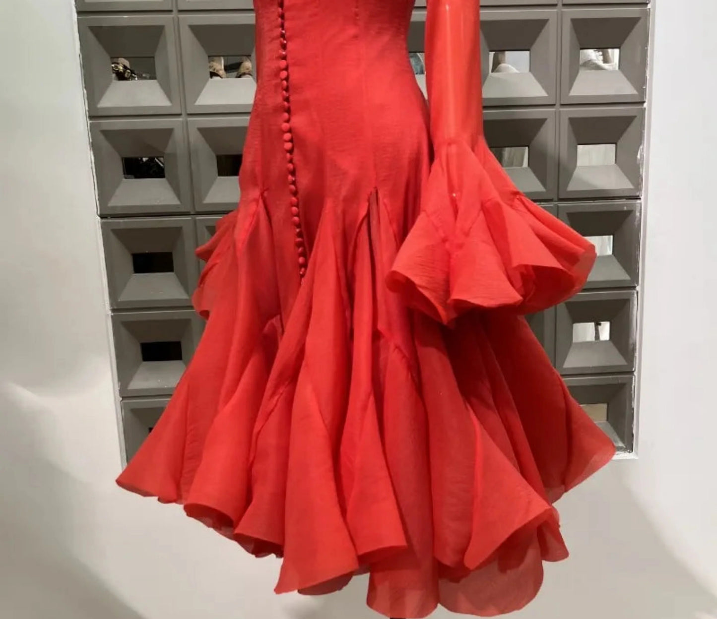 Elegant Ruffle Flare Sleeve Dress