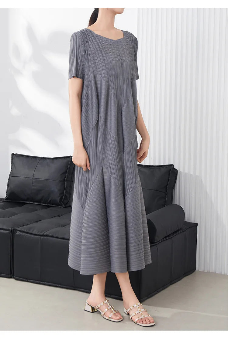 Truly Pleated Short Sleeve Dress