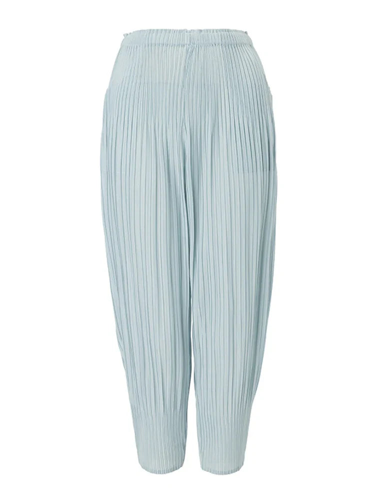 Luxe Truly Pleated Cropped Pants
