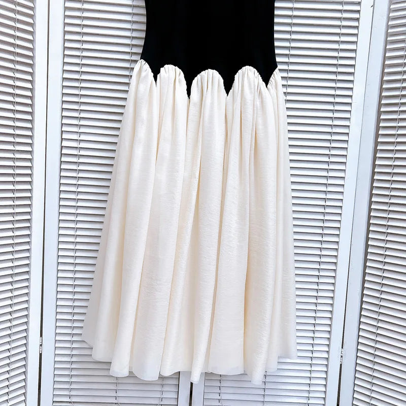 Elegant Scallop Sleeveless Dress