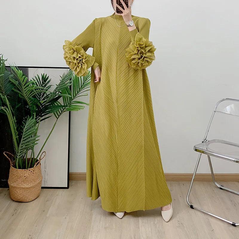 Women's Truly Pleated Oversized Midi Dress