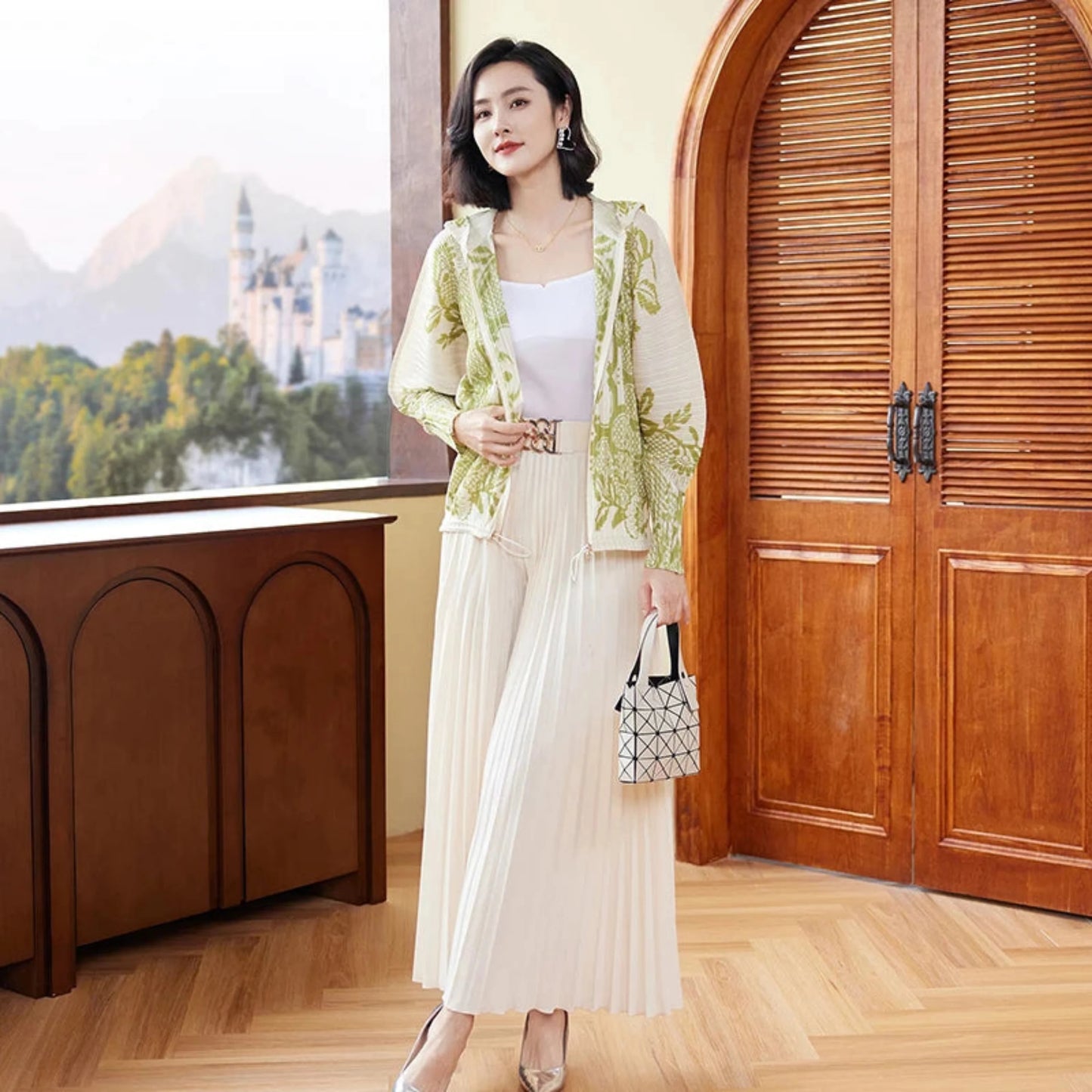 Luxe Pleated Wide-Leg Culottes