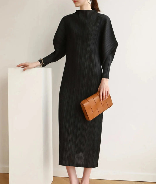 Truly Pleated Batwing Sleeve Dress