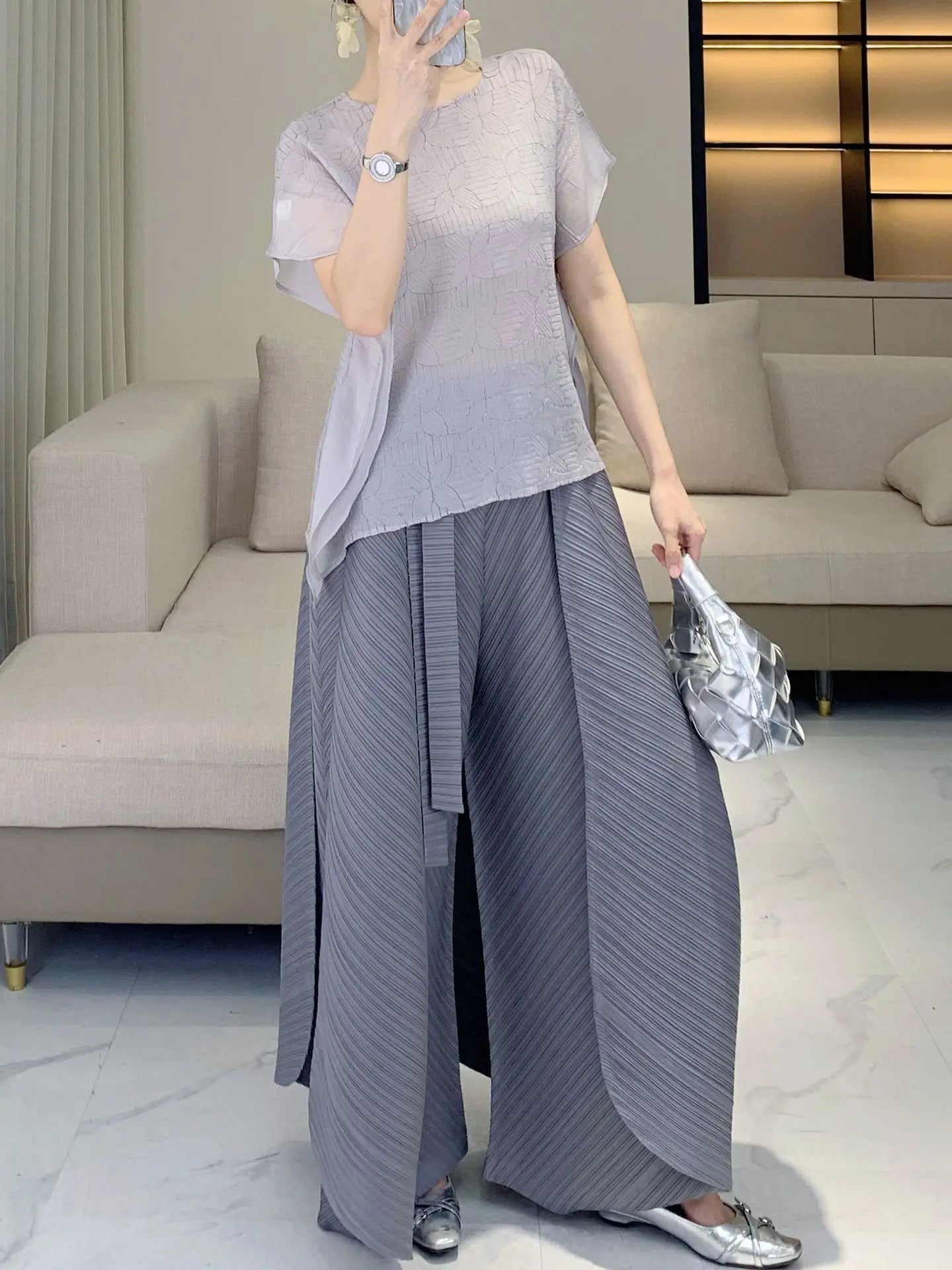 Truly Pleated High-Waisted Pants