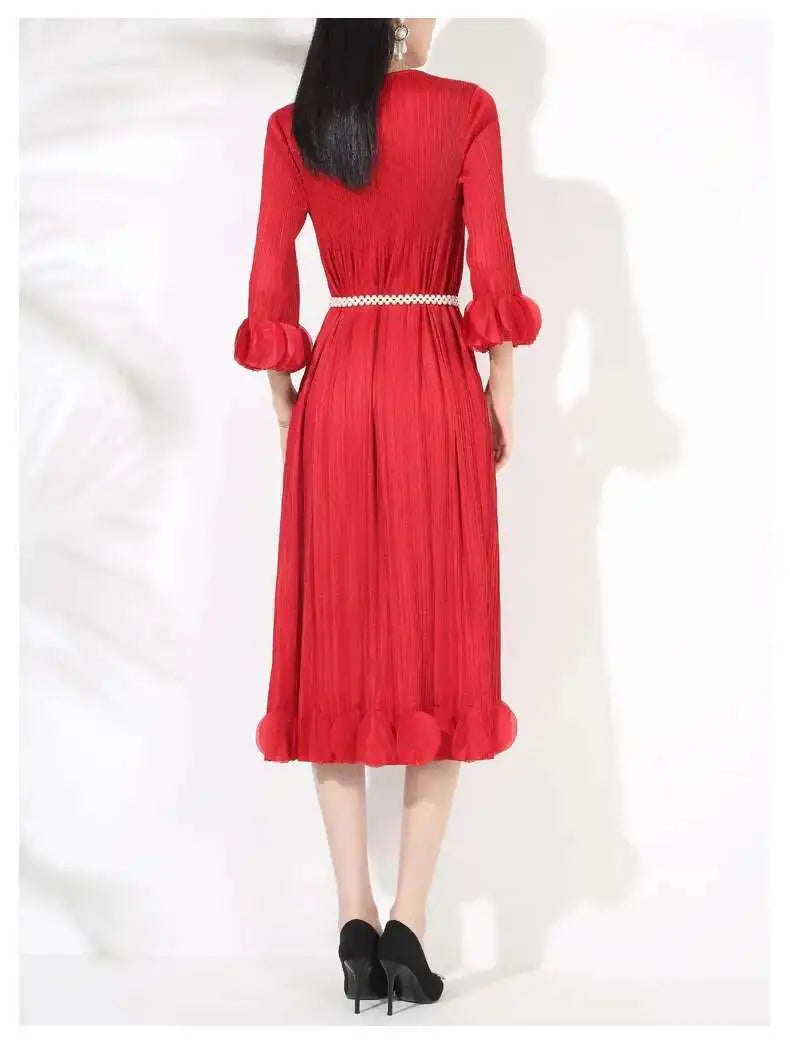 Premium Plissé 3/4 Sleeve Midi Dress