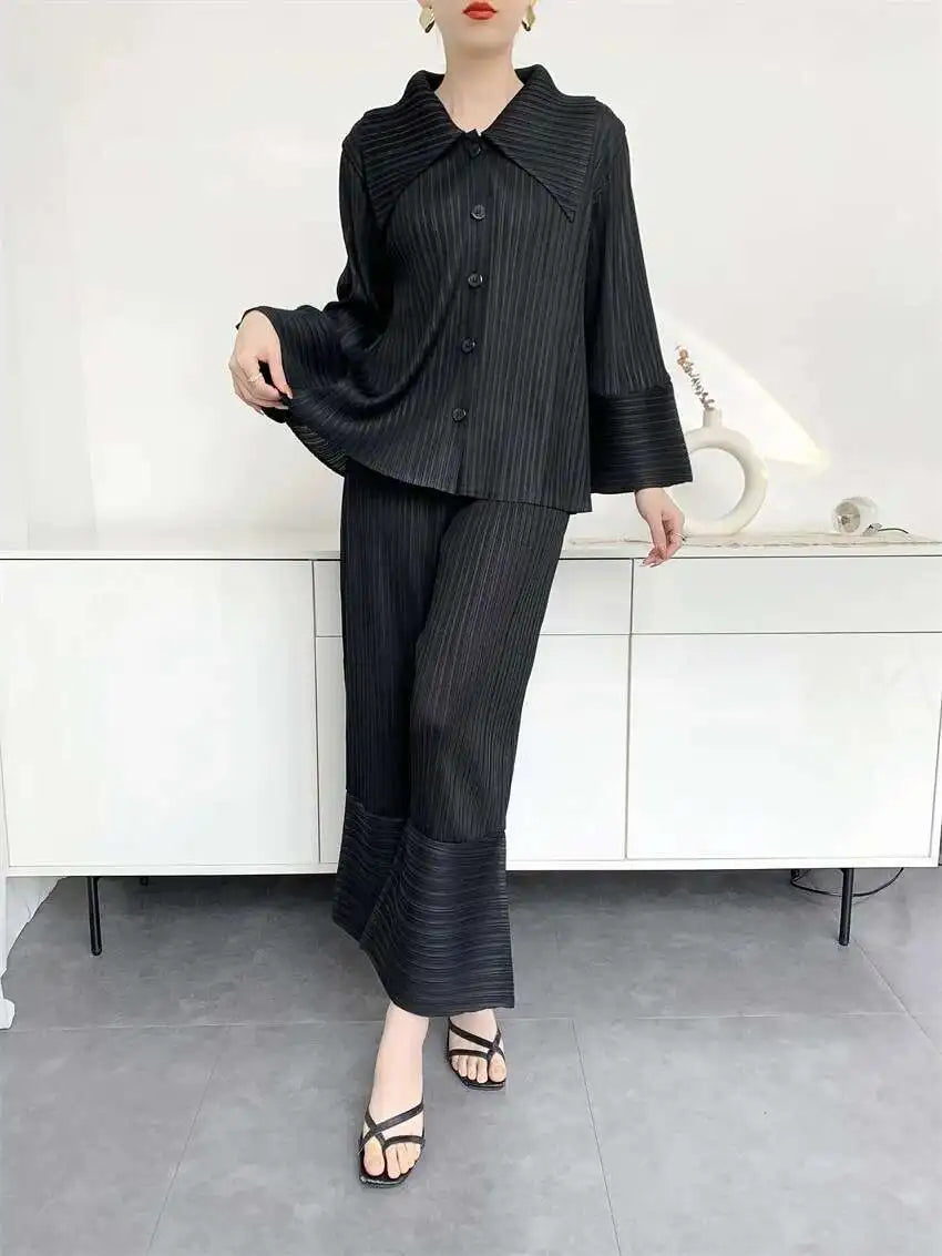 Elegant Plissé Pocket Wide Leg Pant