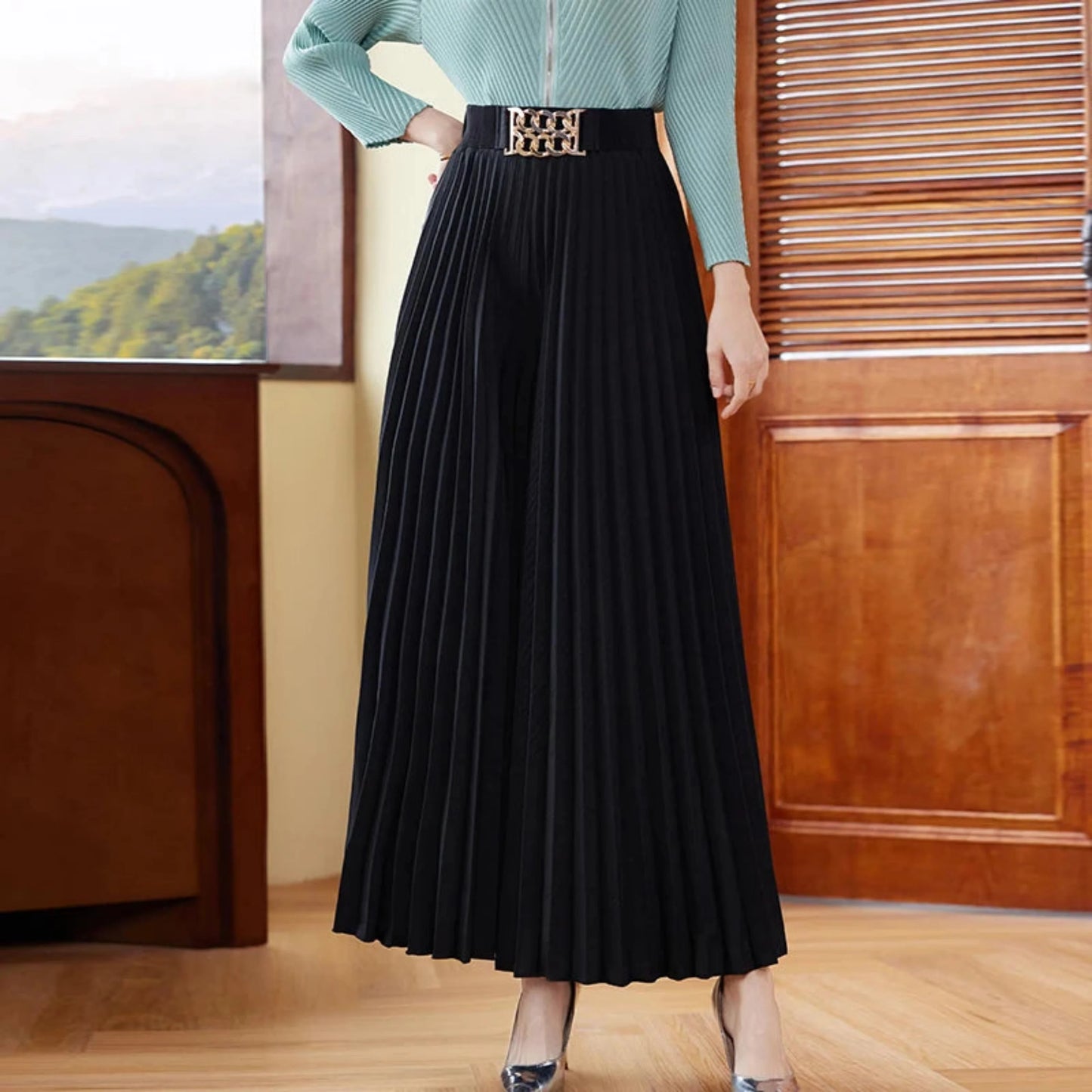 Luxe Pleated Wide-Leg Culottes