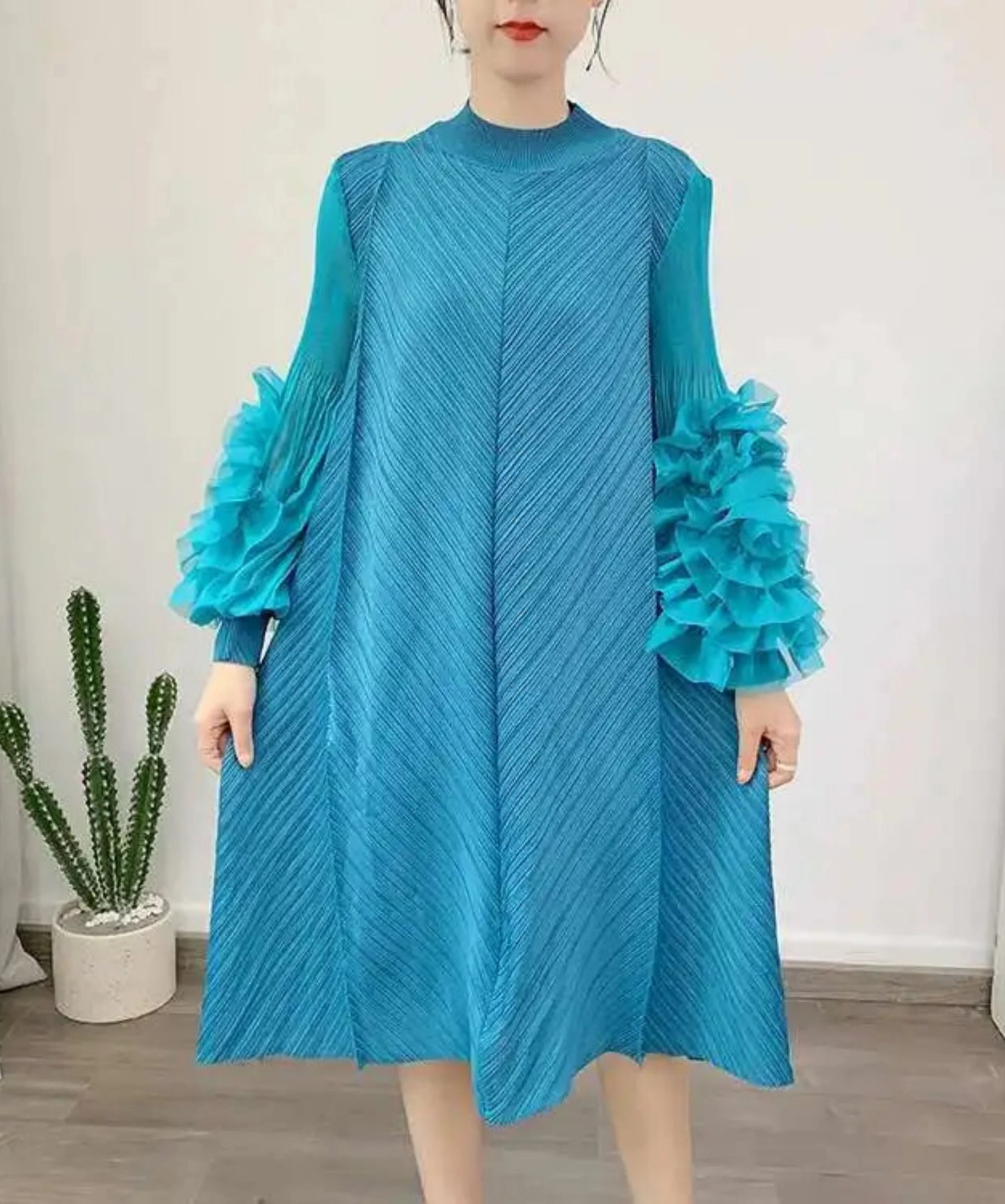 Luxury Pleated Floral Ruffle Dress