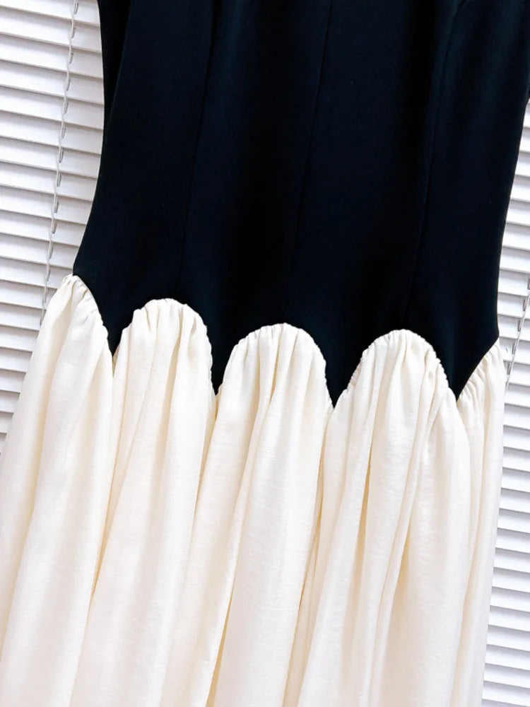 Elegant Scallop Sleeveless Dress