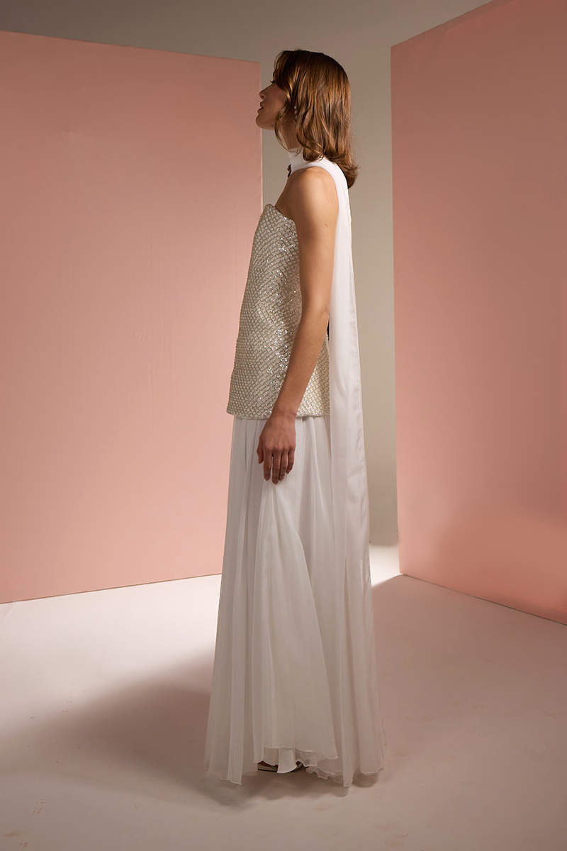STRAPLESS TOP AND SKIRT SET WITH SCARF IN WHITE