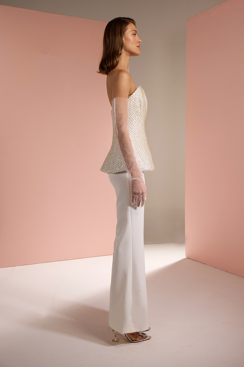 CORSET TOP WITH FLARED TROUSERS SET IN WHITE