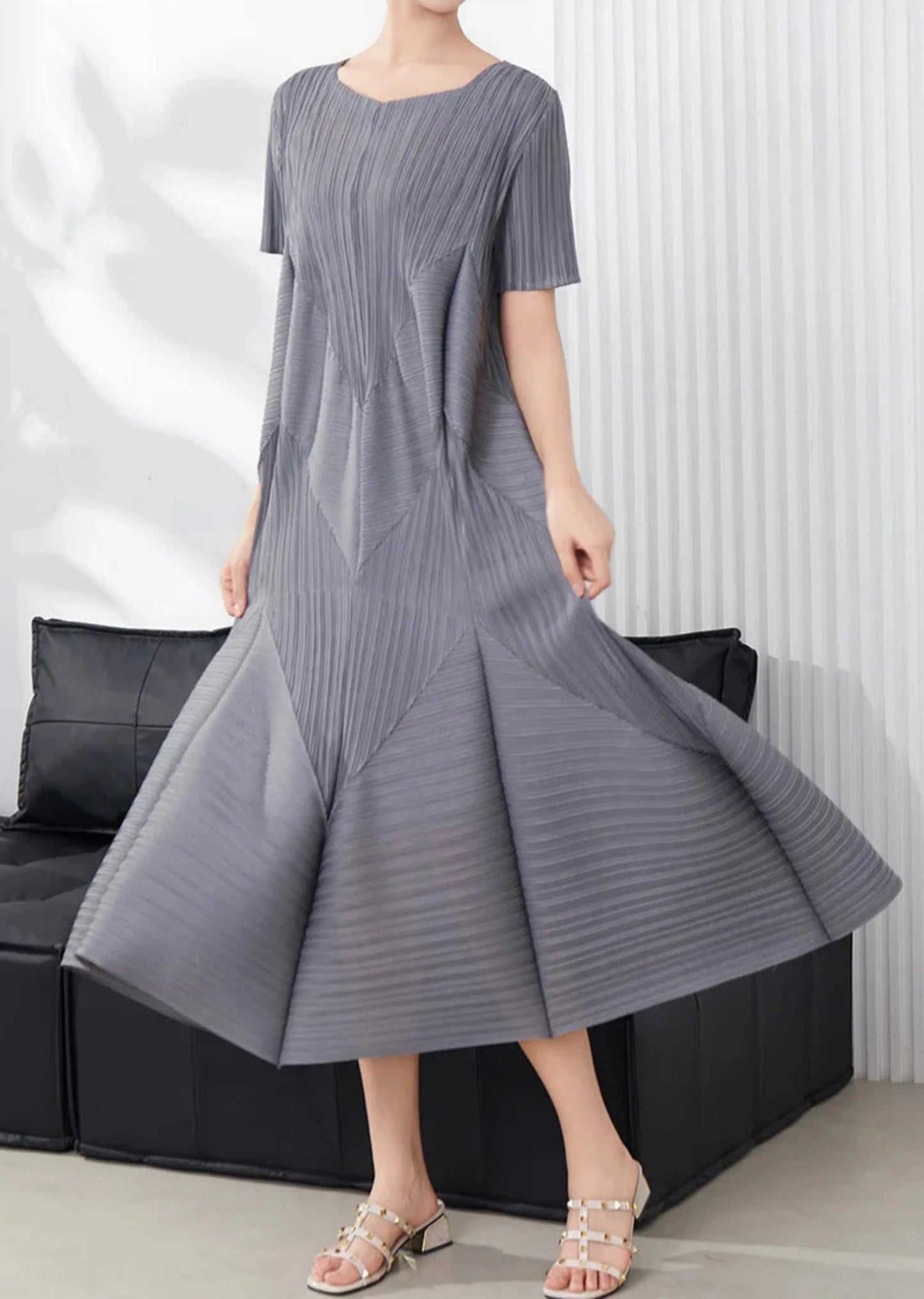 Truly Pleated Short Sleeve Dress