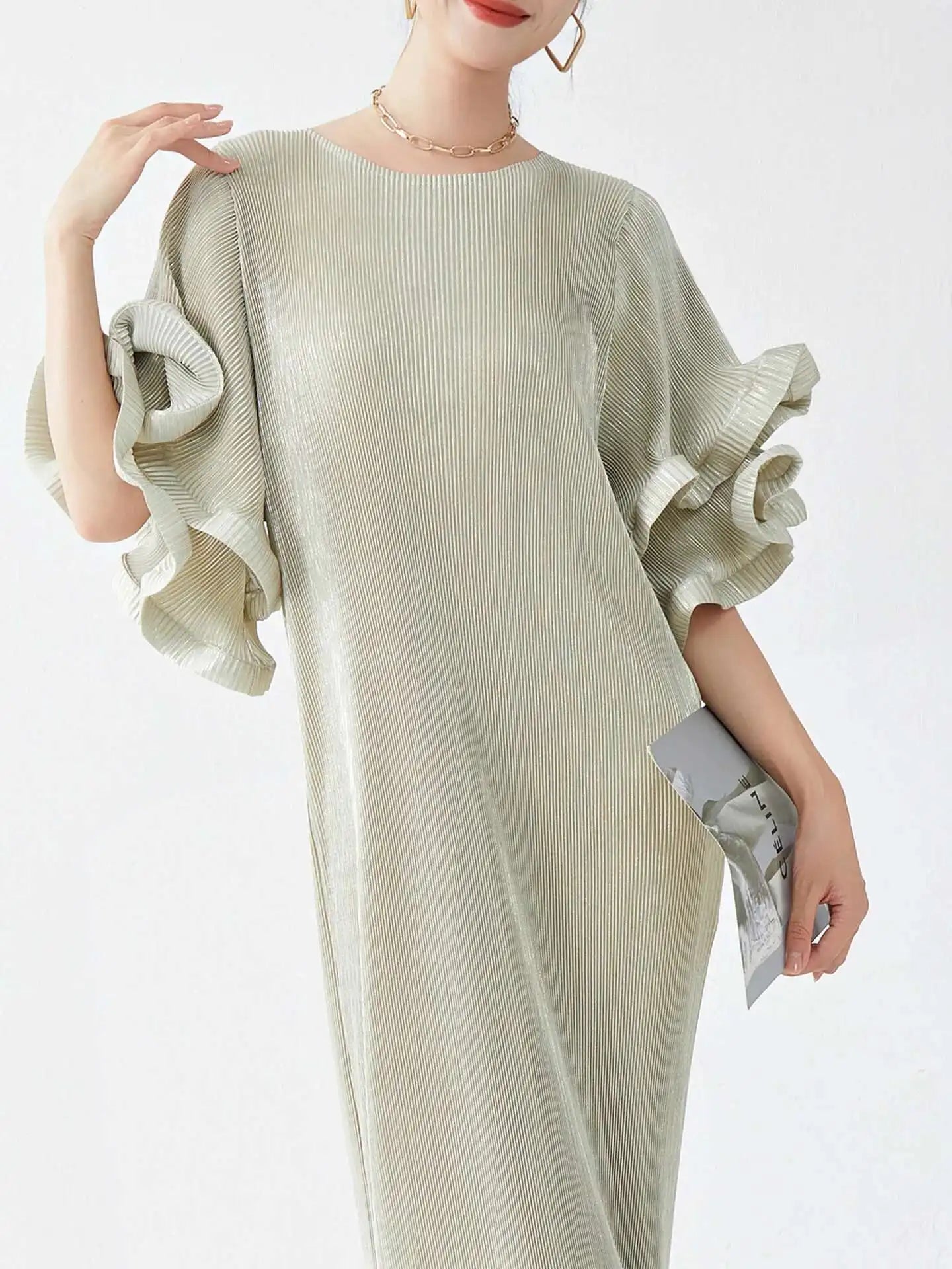 Luxury Pleated Flare Sleeve Dress