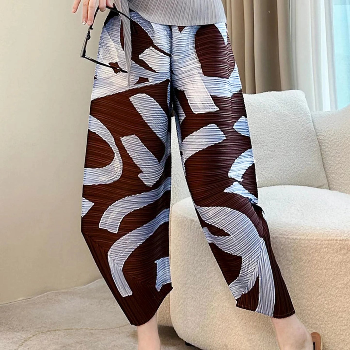 Luxury Pleated Cropped Trousers