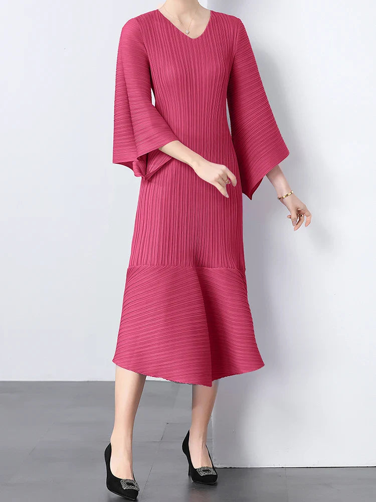 Elegant Pleats Bell Sleeve Dress