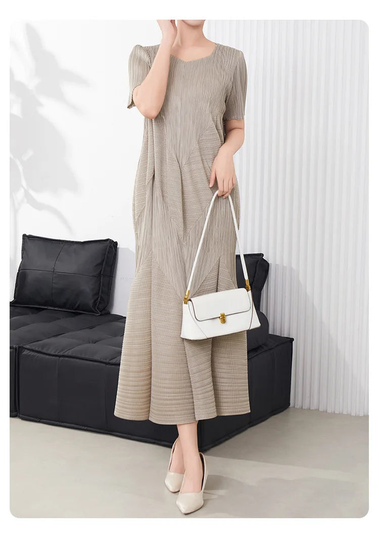 Truly Pleated Short Sleeve Dress