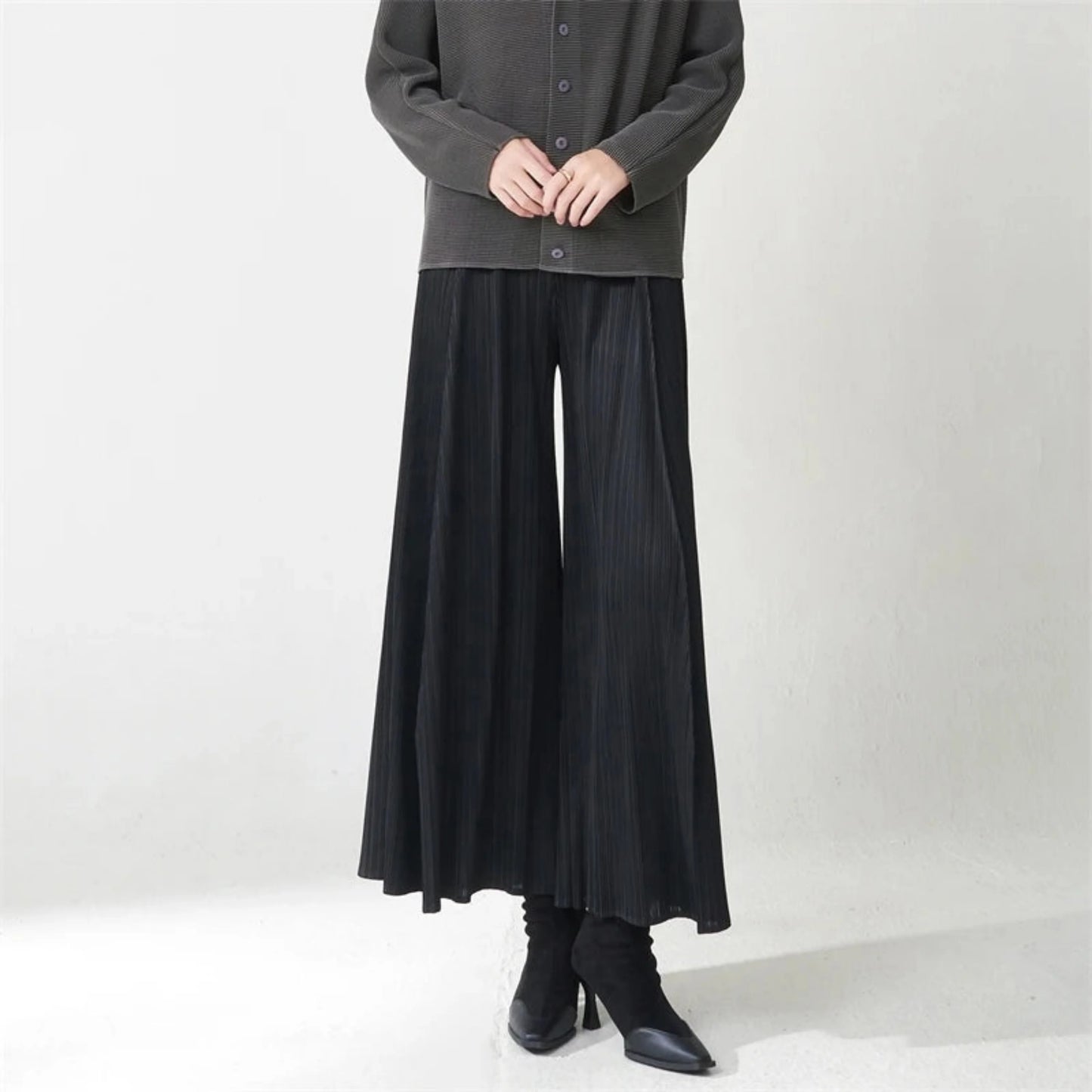 Luxury Pleated Wide Leg Pants