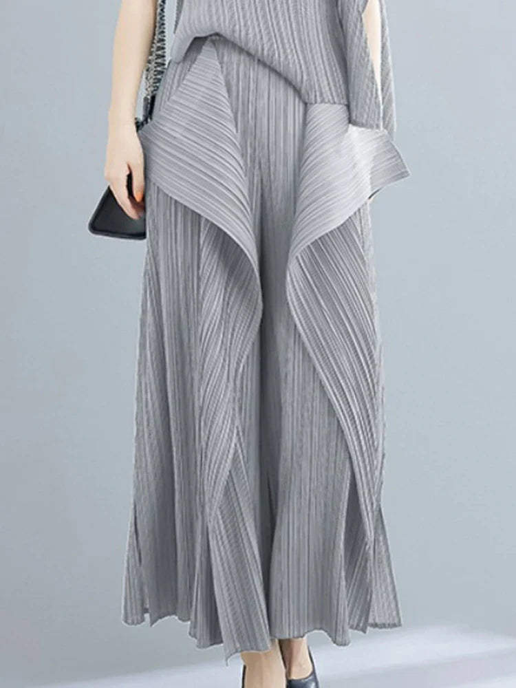 Wide Leg Plissé Pull On Trouser