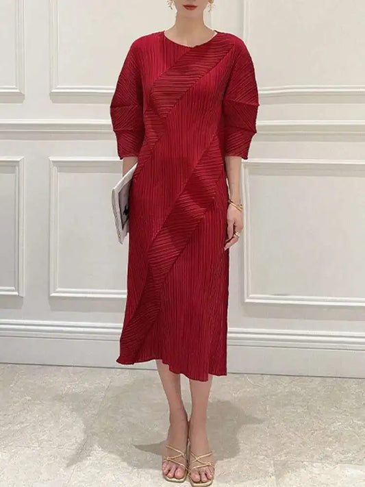 Elegant Pleated Kimono Sleeve Dress