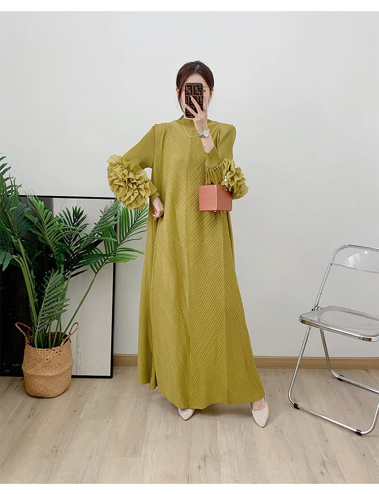 Women's Truly Pleated Oversized Midi Dress