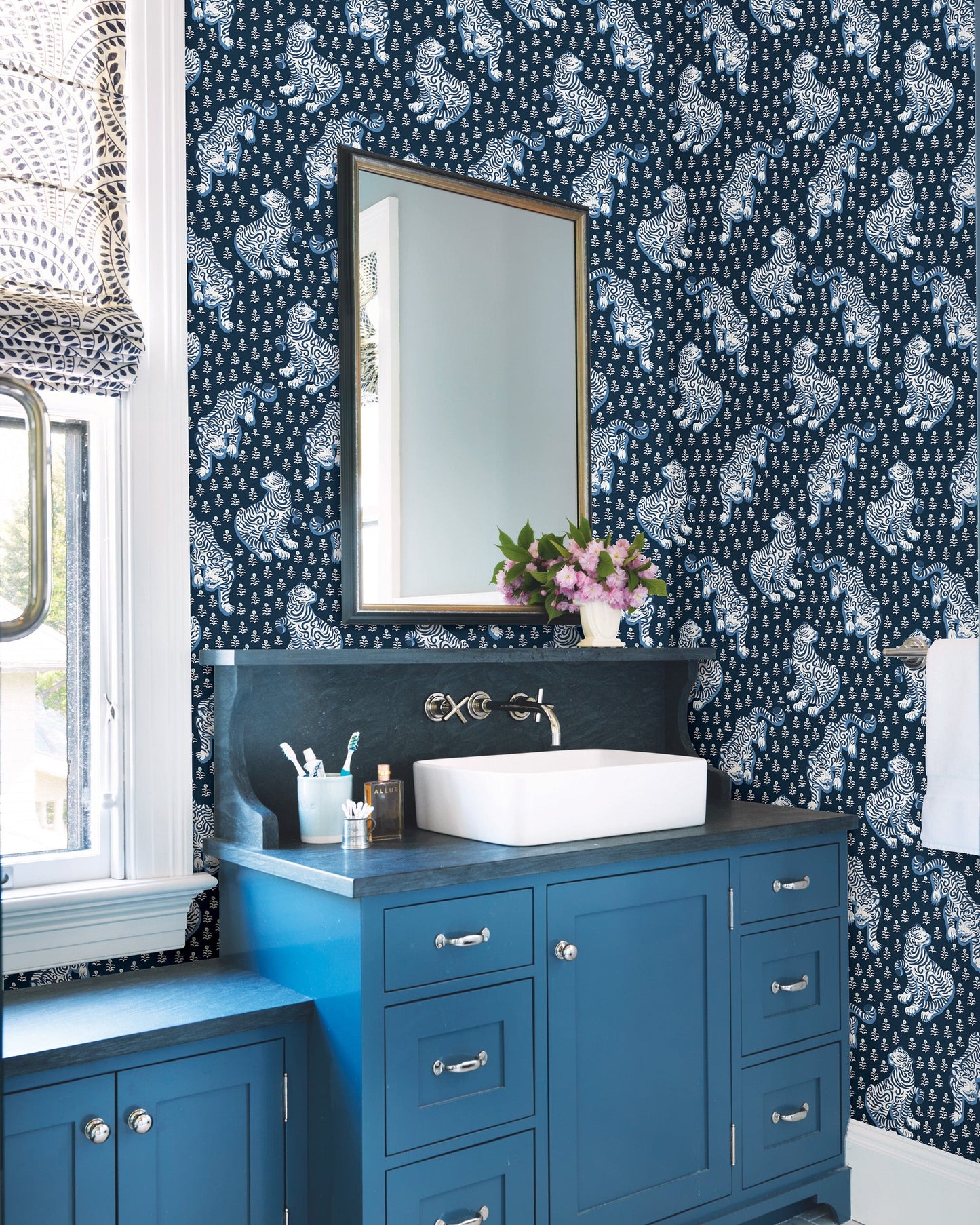 Tiger Queen - Peel & Stick Wallpaper - Navy