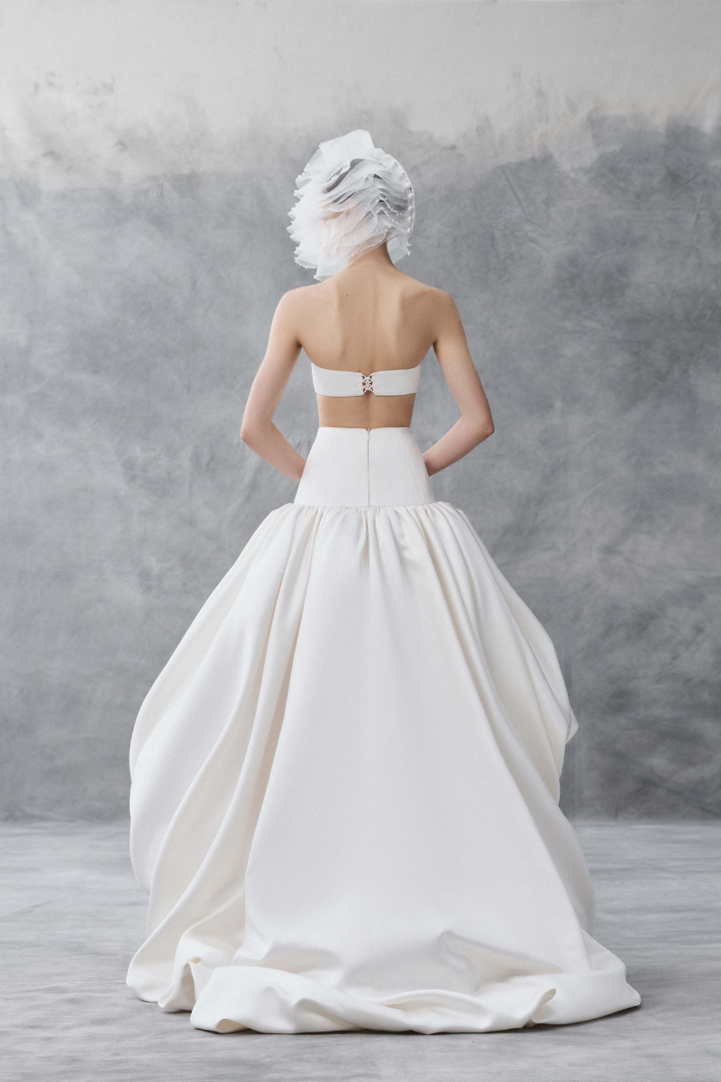 DRAPED BANDEAU TOP AND BALLOON SKIRT IN WHITE