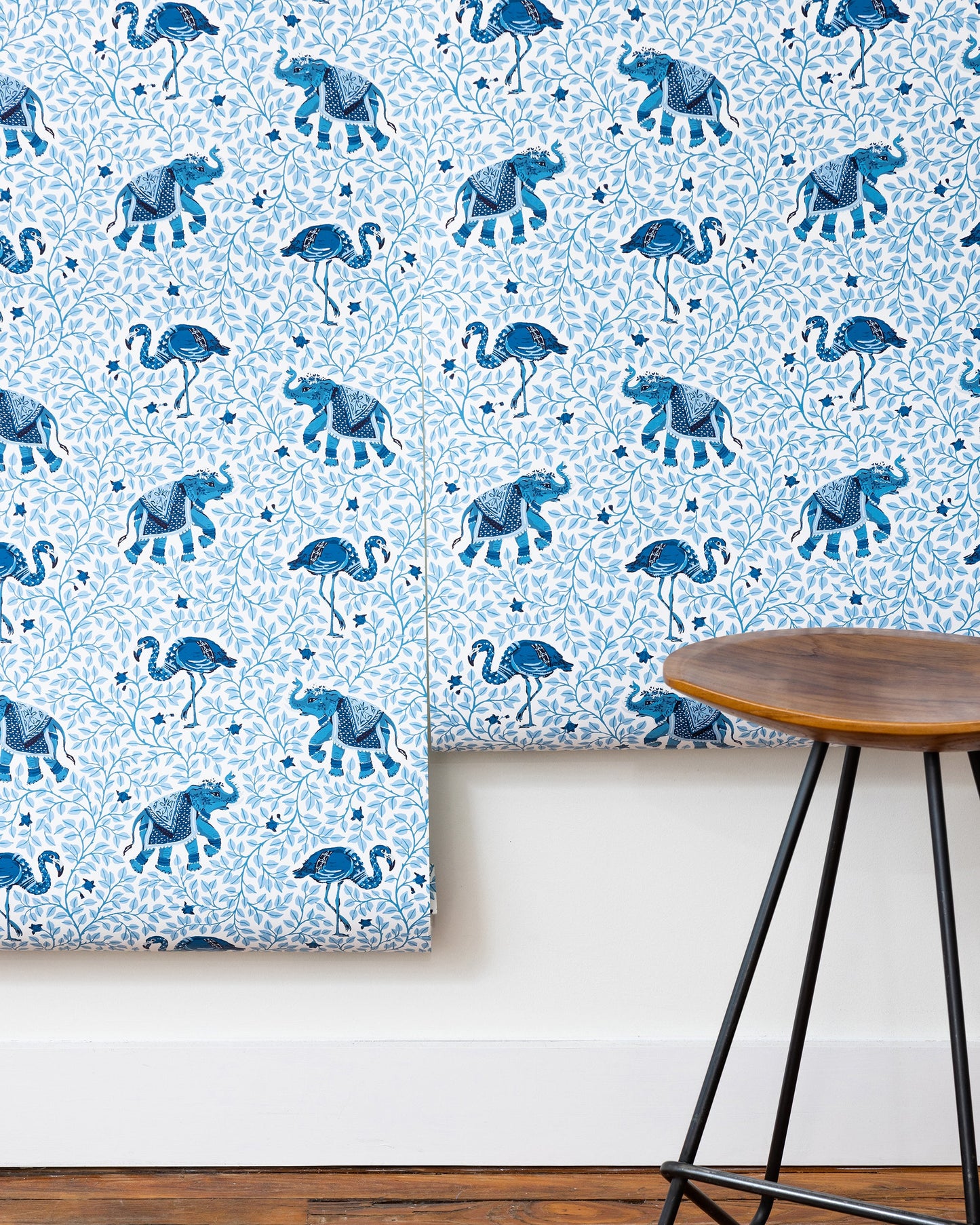 Flamenco - Wallpaper Double Roll - Pale Blue