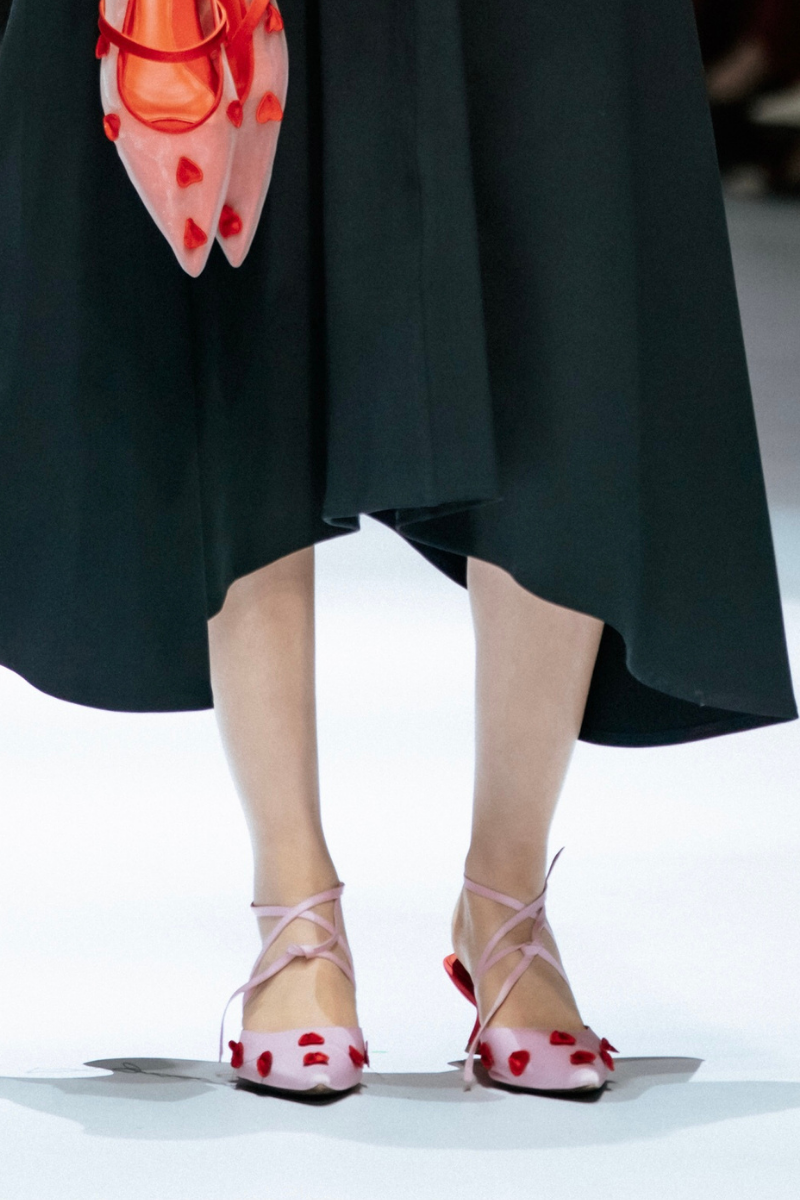WENDA HEELS