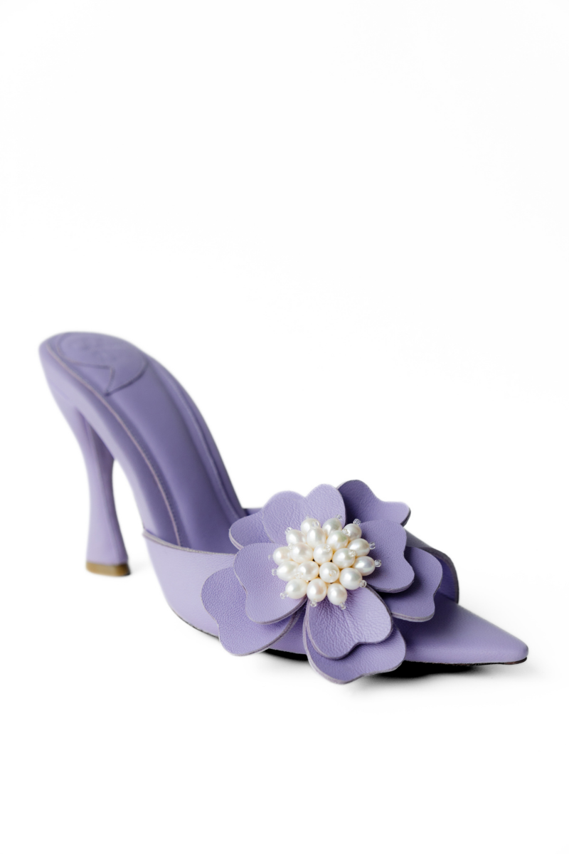 WENDY HEELS