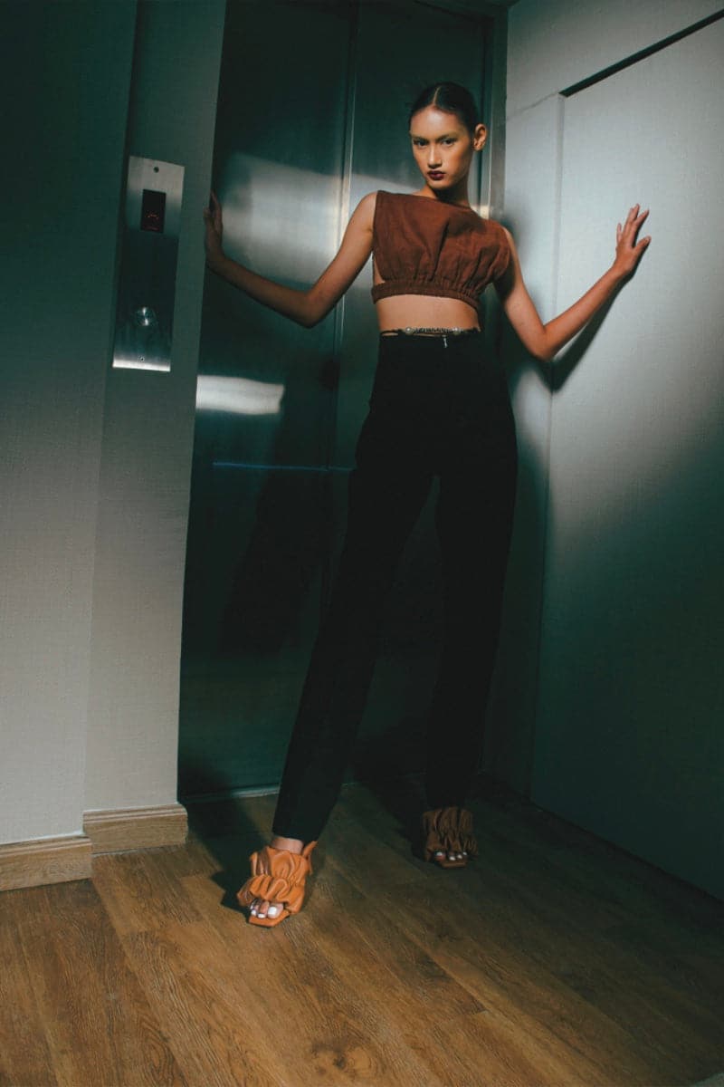 POPPY CARAMEL MULES