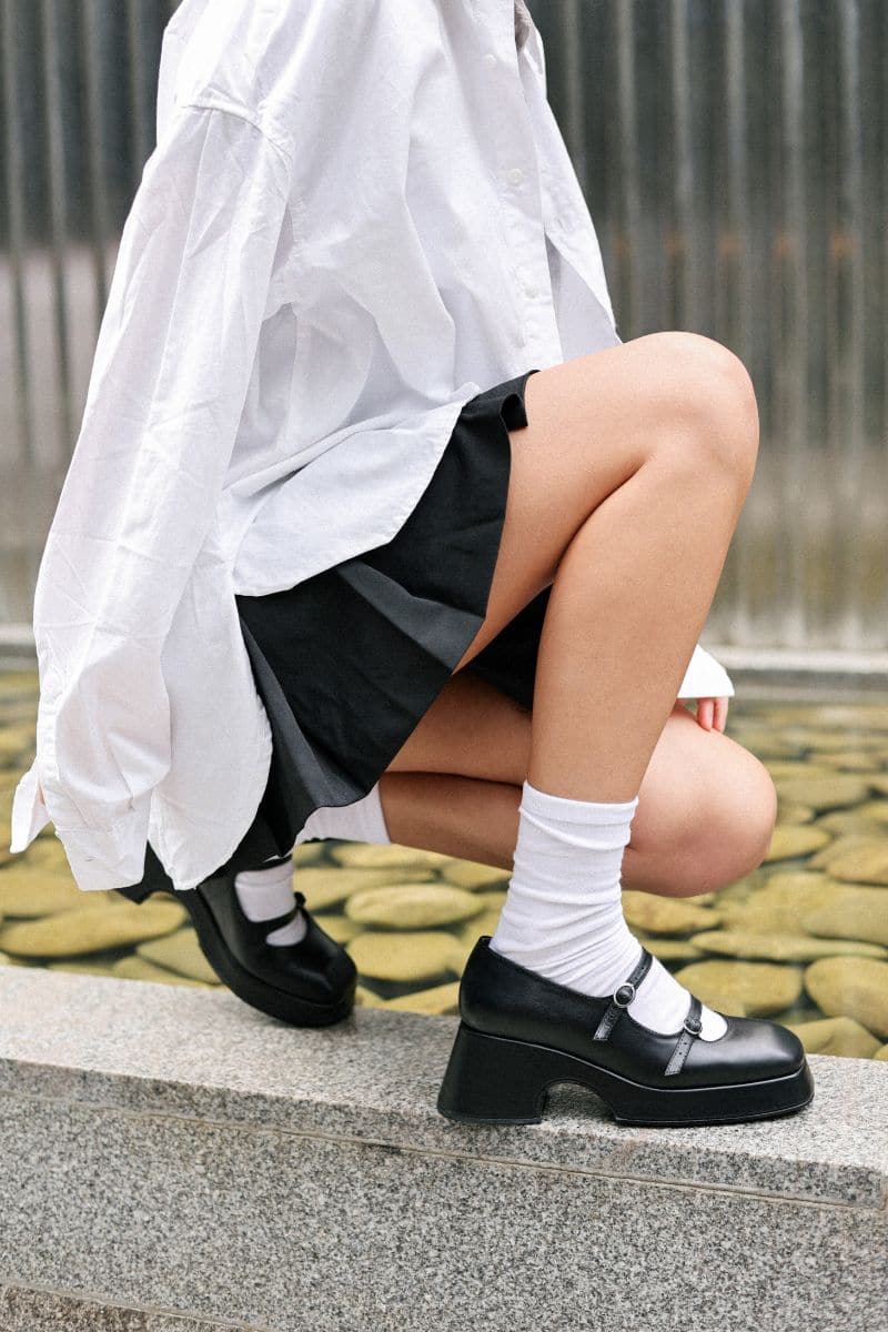 MARY JANE BLACK LEATHER PLATFORM SHOES