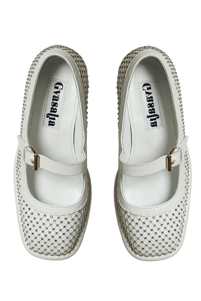 WHITE MARY JANE PLATFORM WITH GEMS