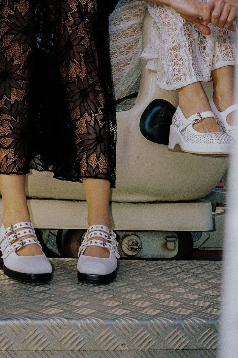 WHITE MARY JANE PLATFORM WITH GEMS