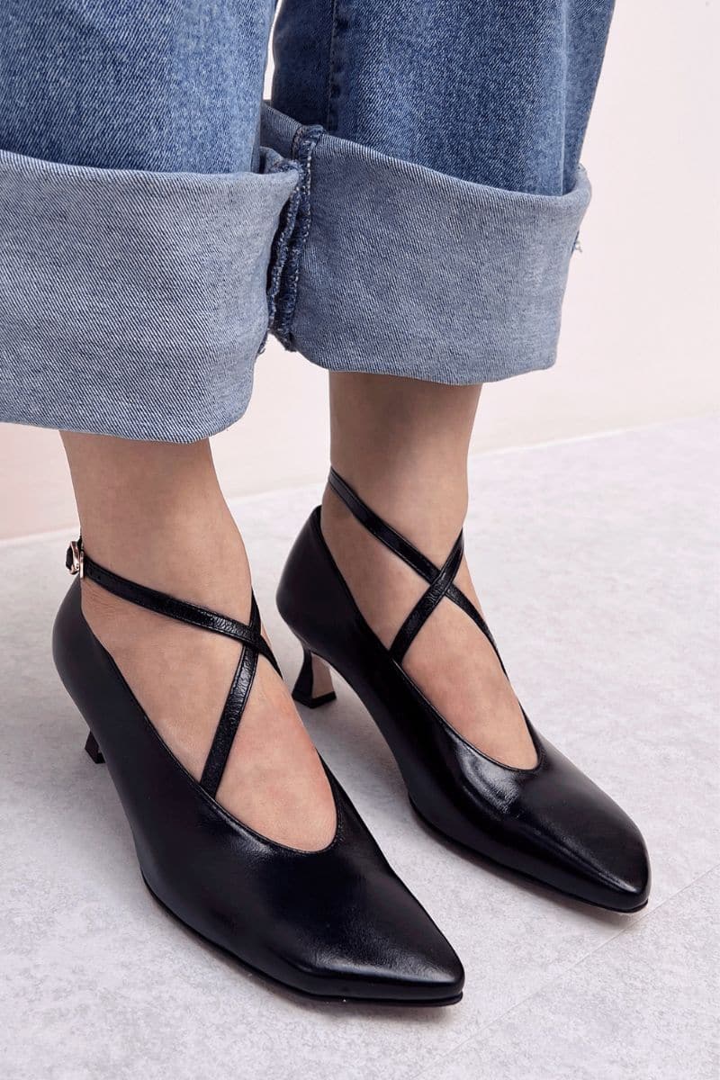 PISA BLACK X-STRAP HEELS