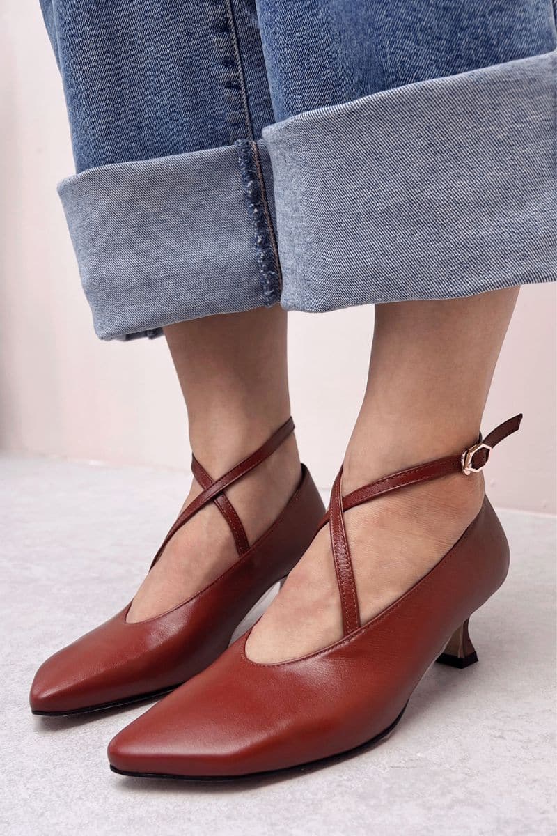 PISA BROWN X-STRAP HEELS