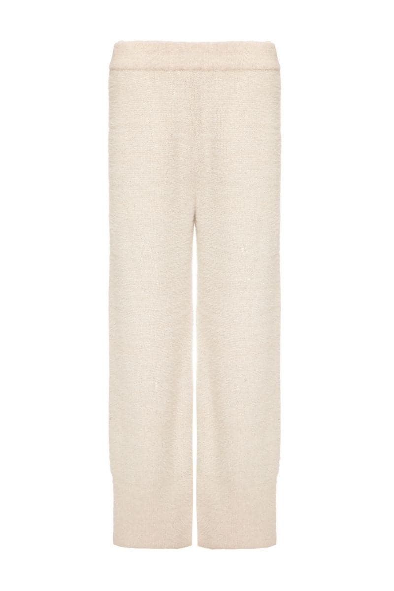 KNITTED CREAM SET WITH FEATHER CUFFS