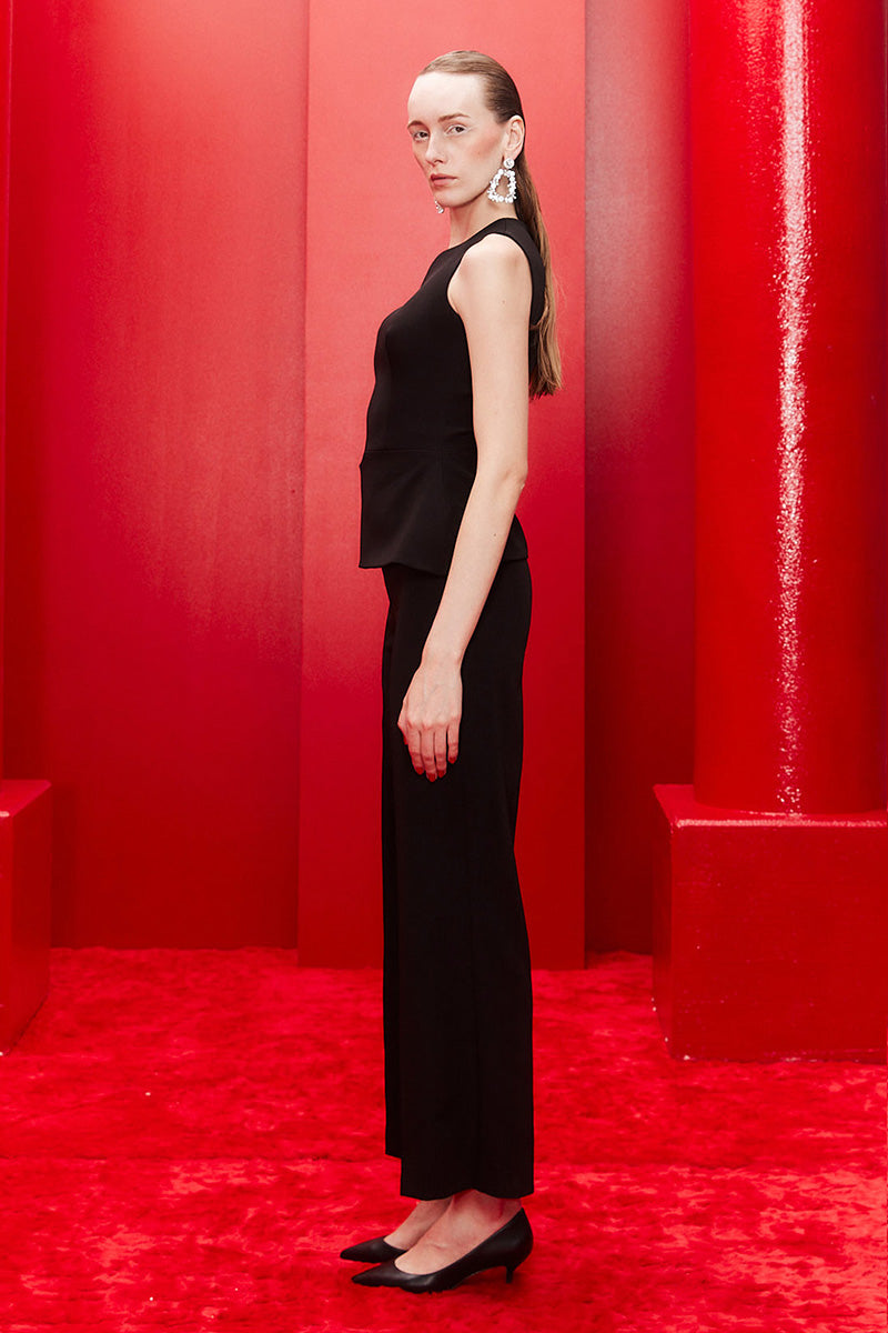 TOP AND PANTS SET WITH DETACHABLE EMERALD CAPE IN MIDNIGHT BLACK